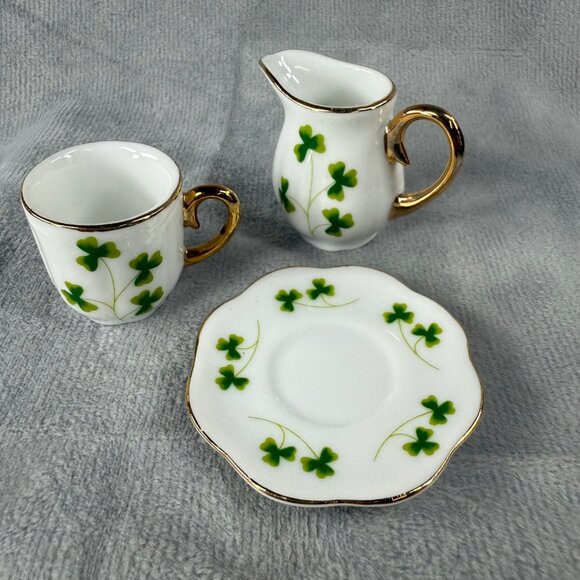 Shamrock Clover Pattern MINIATURE Creamer Cup & Saucer Set Gold Tone Trim - Picture 2 of 16